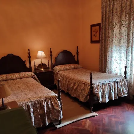 El Uncar Feriehus Castrejon de la Pena